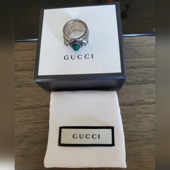 Gucci Garden Sterling Silver and Green Resin Feline Head Motifs Ring - Picture 11 of 11
